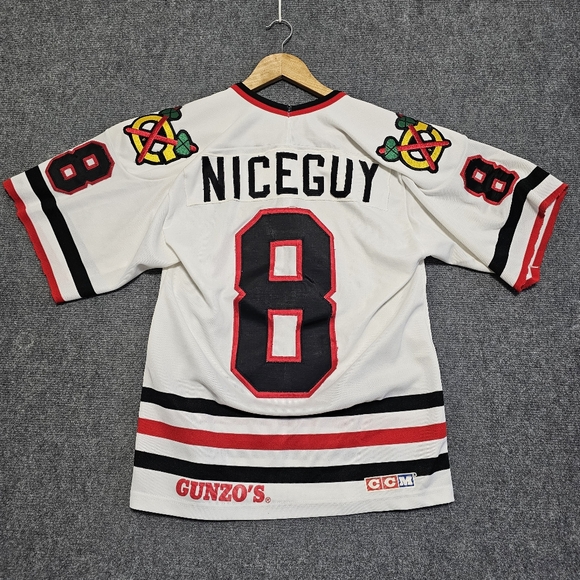 Vintage CCM Maska Chicago Blackhawks Team NHL Hockey NICE GUY #8 Jersey S -READ